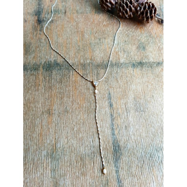 Hanka IN kaklo papuošalas su perlais